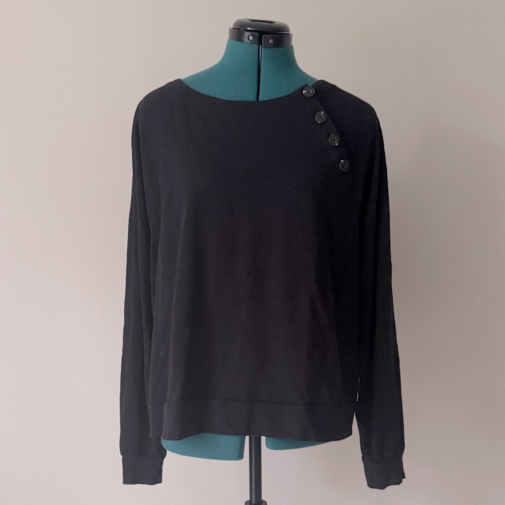 Lilla P | 100% Cotton Full Sleeve Button Raglan Top in Black | Size L